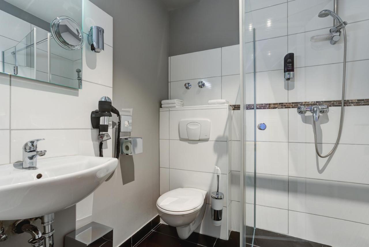 Boutique City Inn Hotel ฮันโนเวอร์ ภายนอก รูปภาพ